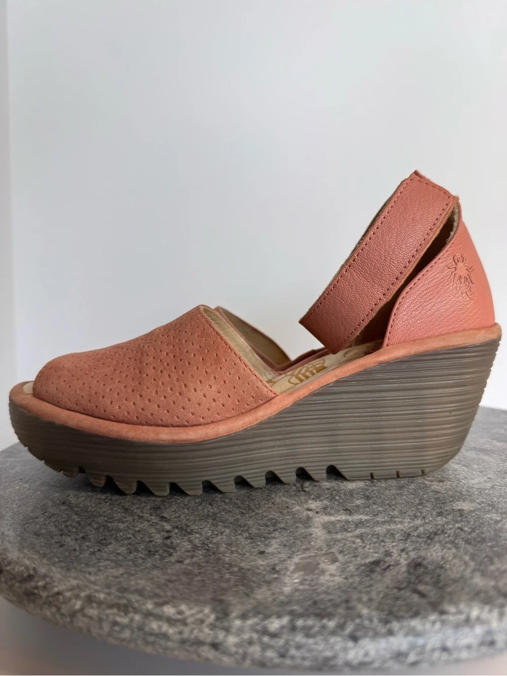 Fly London Yake Rose Perforated Leather Wedge Heels 37